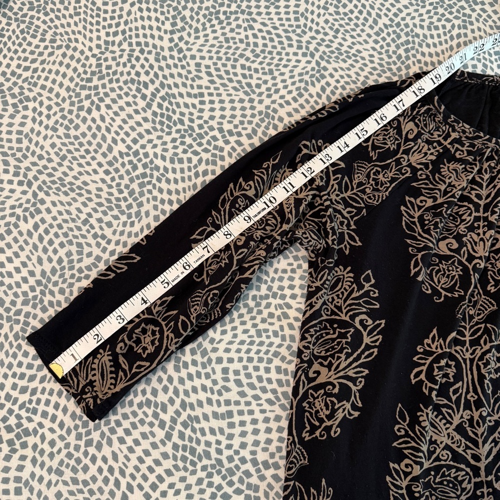 Lucky Brand | Black and Cream Floral Blouse - Picture 6 of 9